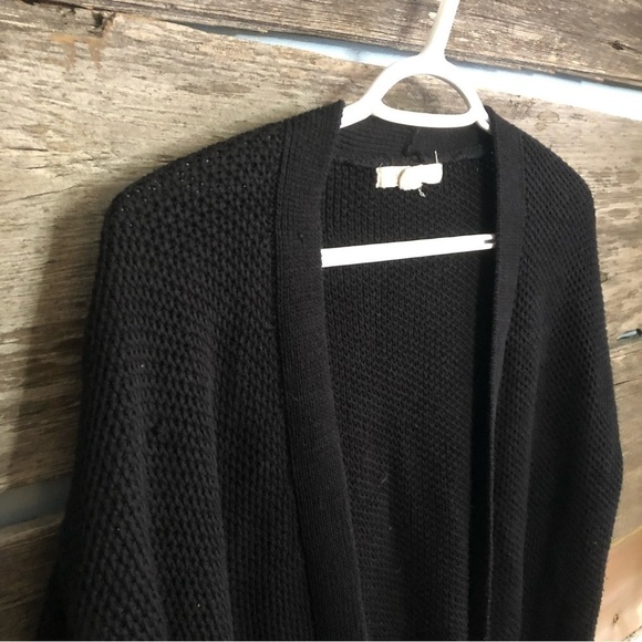 Aeropostale size med black knit cardigan - Picture 2 of 6